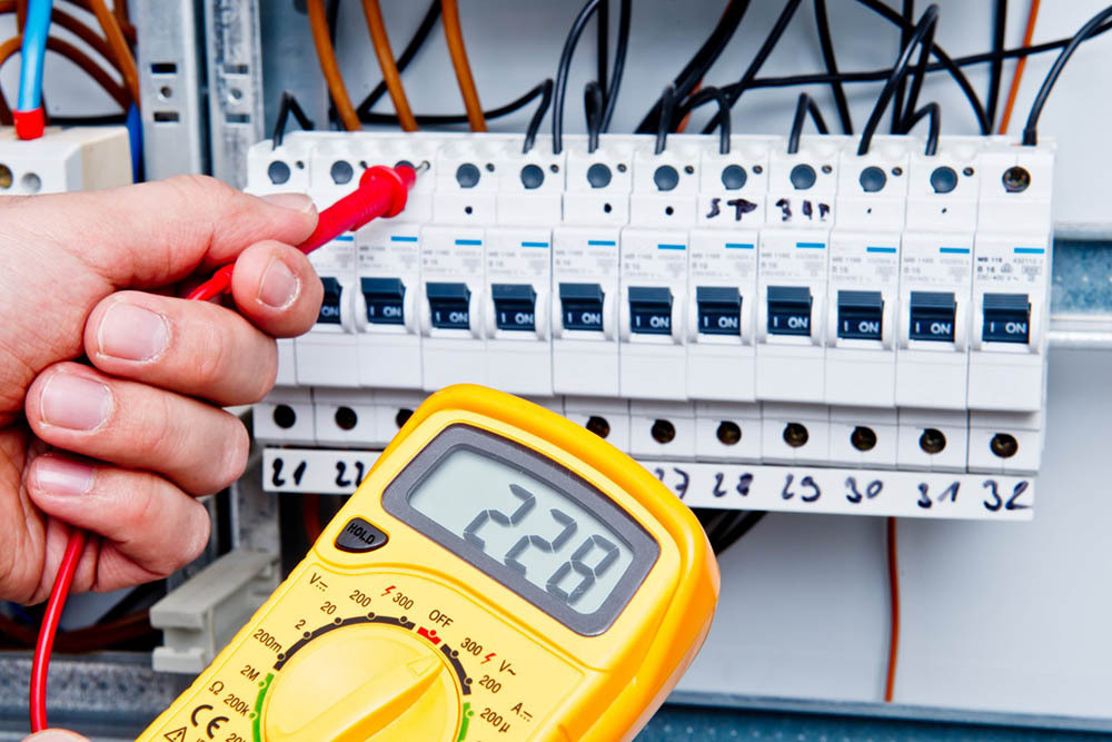 Commercial electrical maintenance Bedfordshire